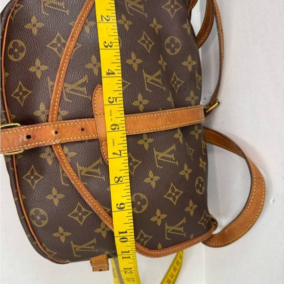 LOUIS VUITTON Monogram Saumur 30 Brown Crossbody shoulder bag. - Picture 13 of 15